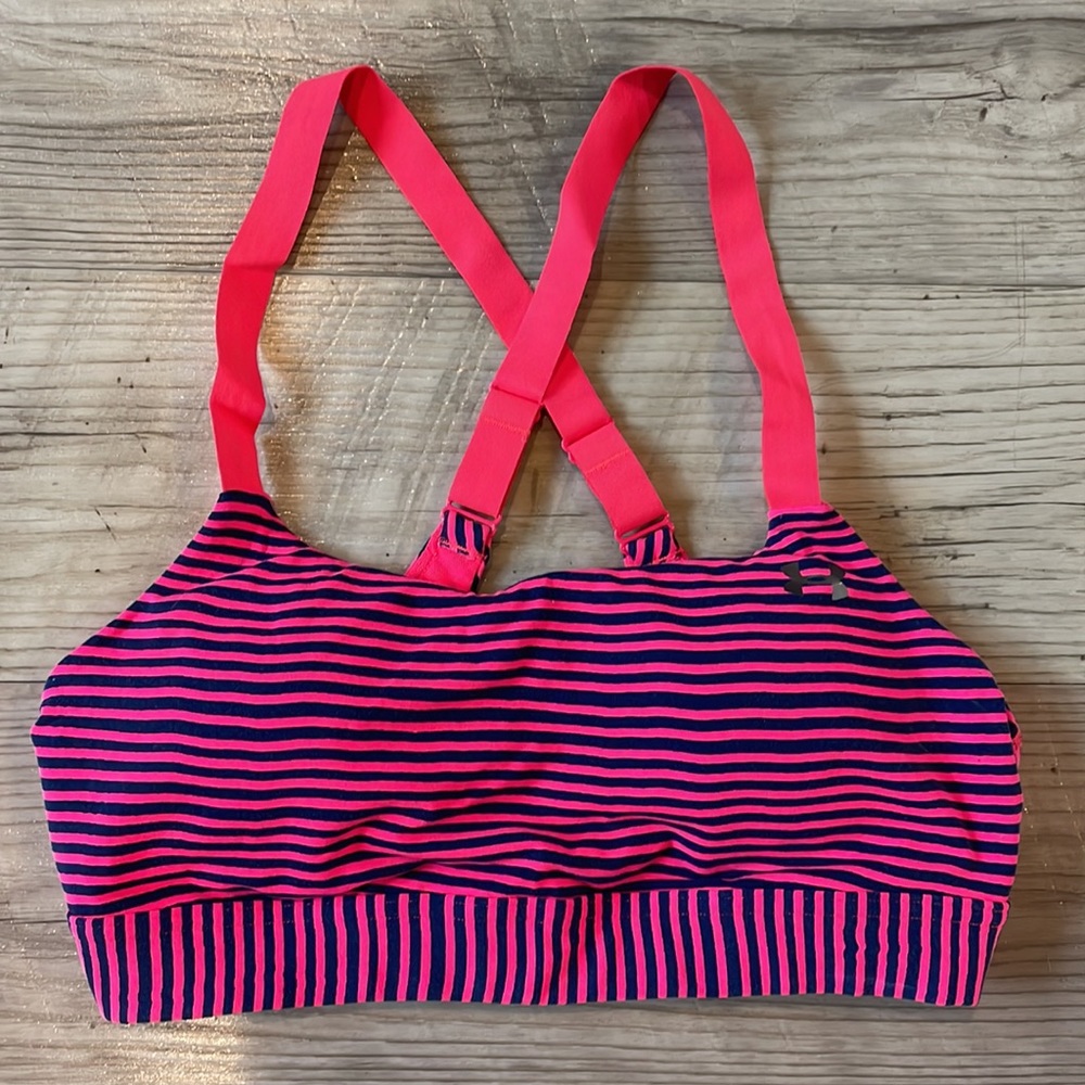 Under Armour Heat Gear Sports Bra. Size Medium. Bright Pink and Navy Stripes.